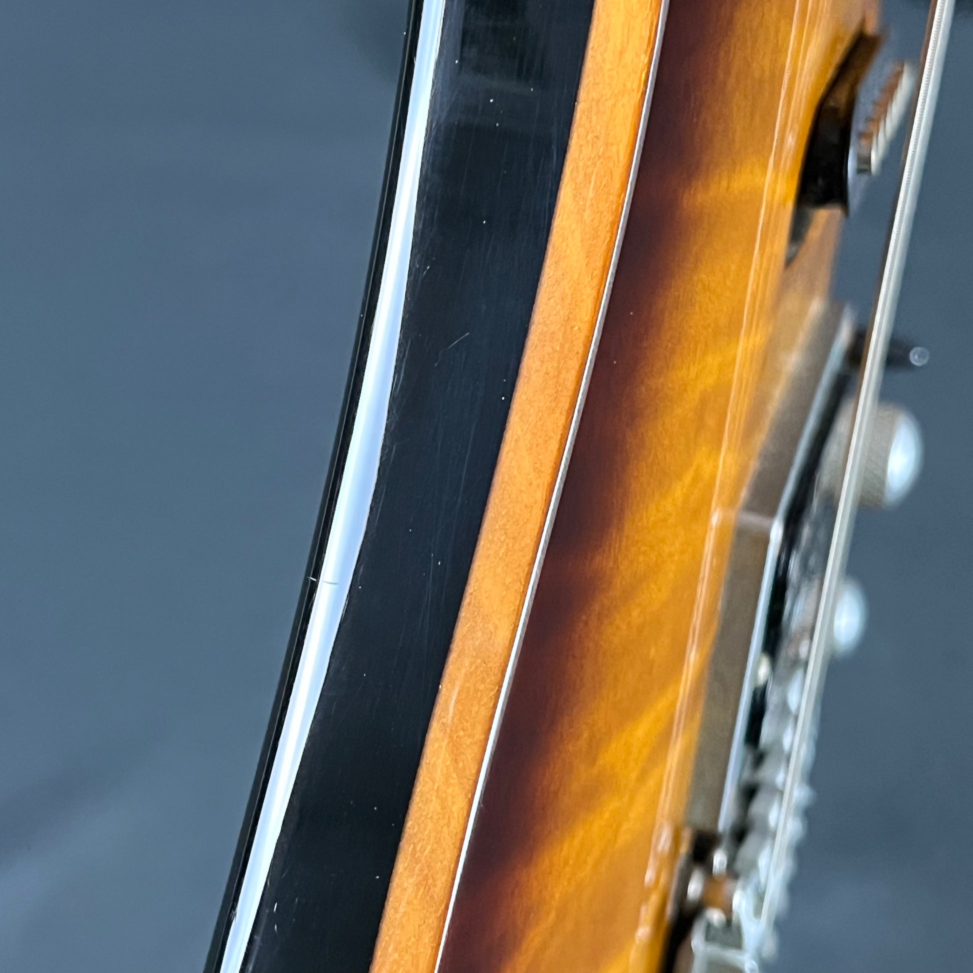 Ibanez SA260QM