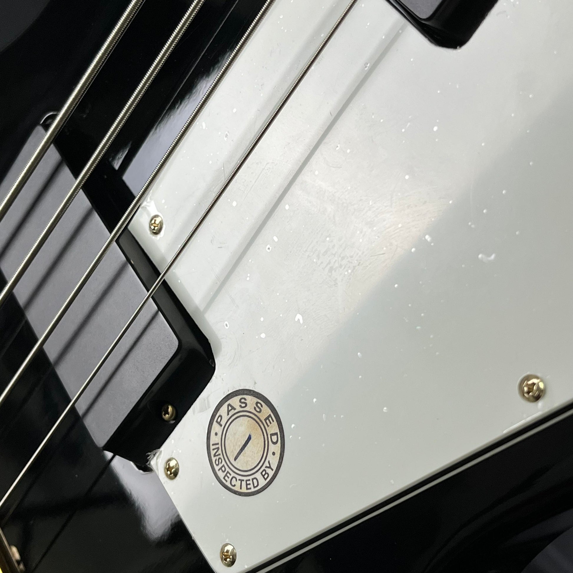 Epiphone Korea Explorer Bass