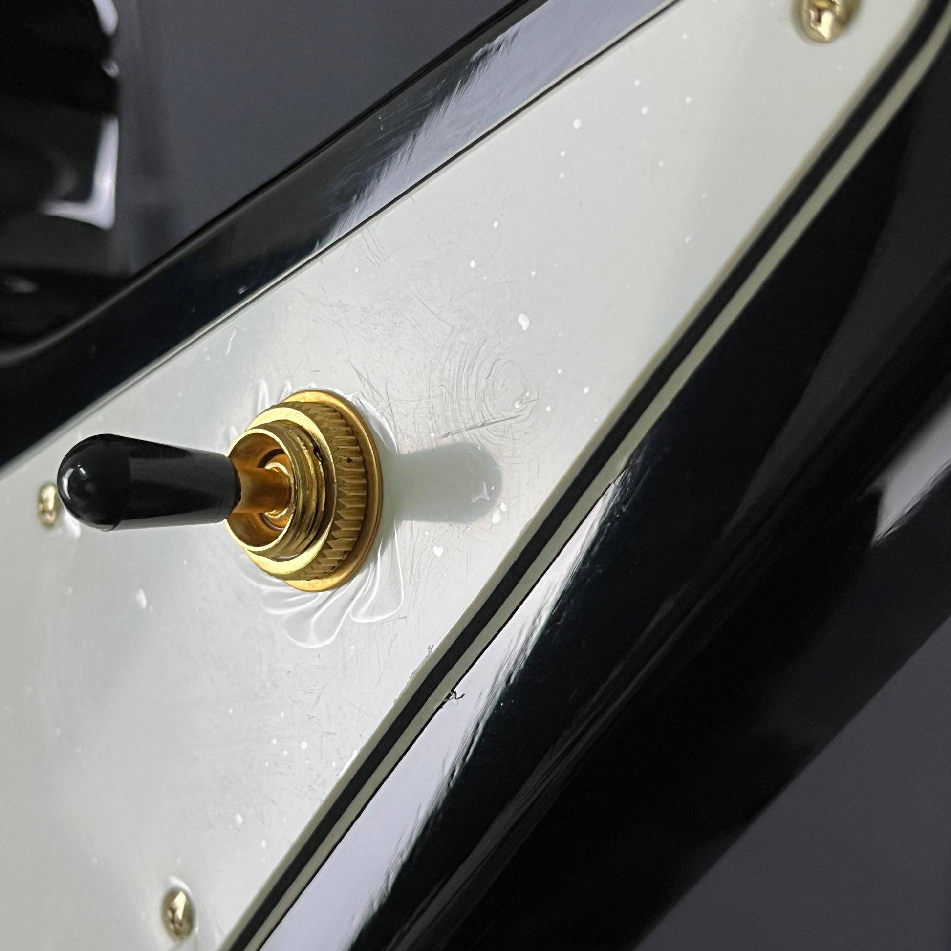 Epiphone Korea Explorer Bass