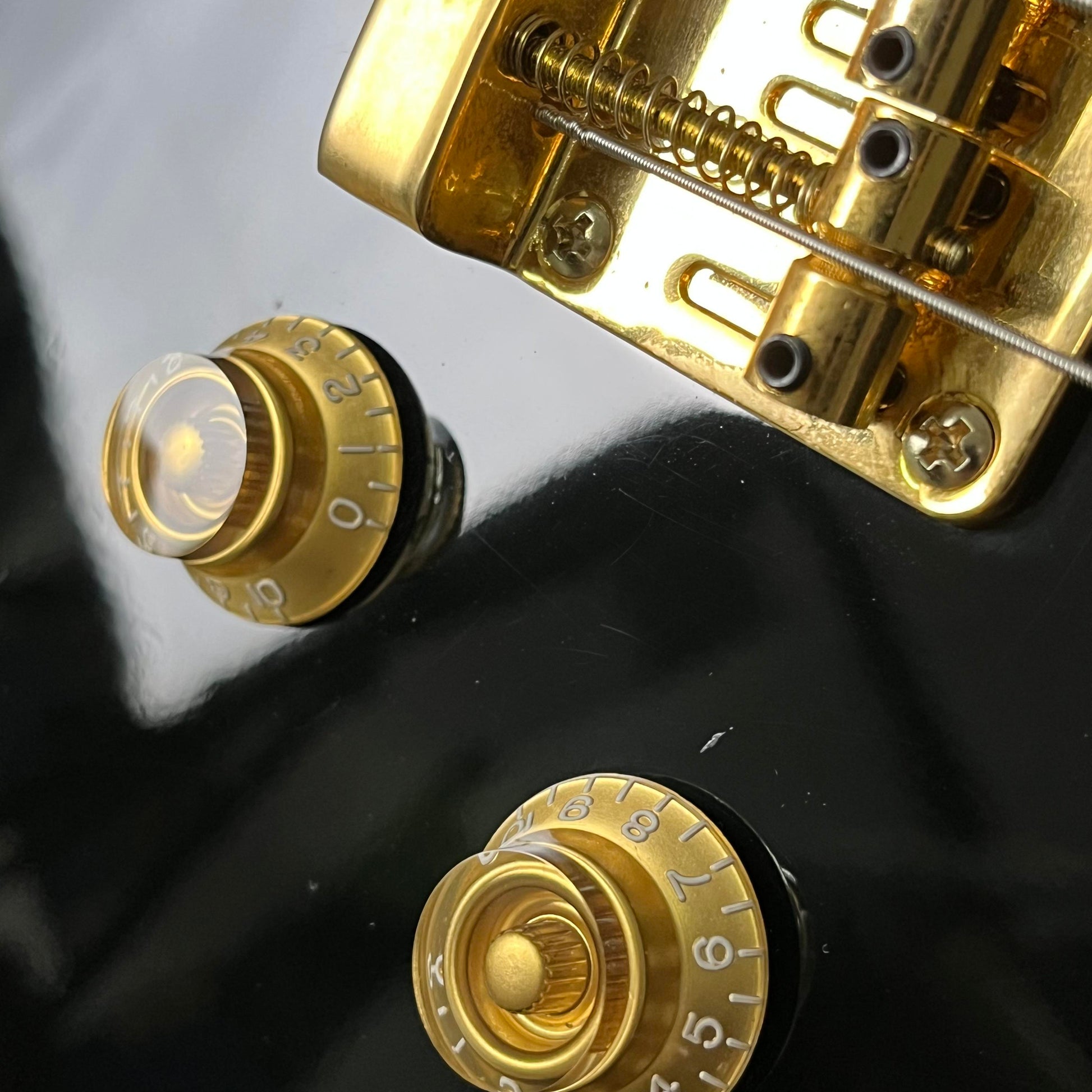 Epiphone Korea Explorer Bass