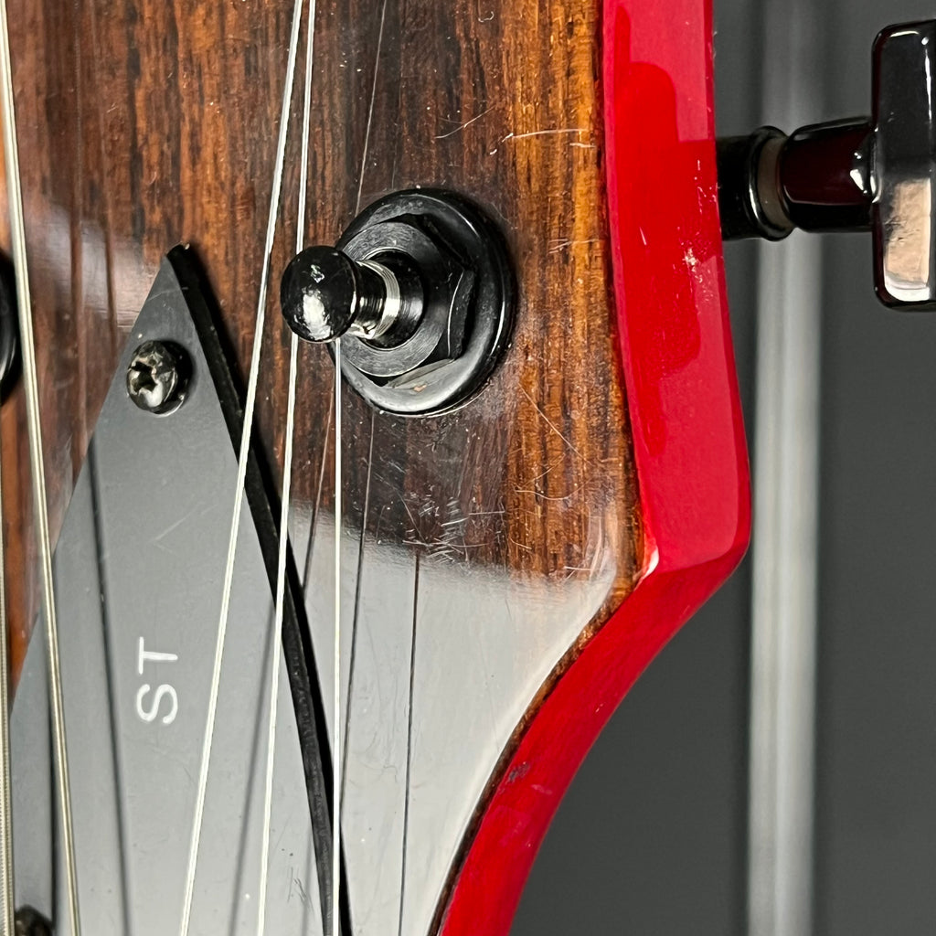 B.C. Rich Mockingbird ST Transparent Red