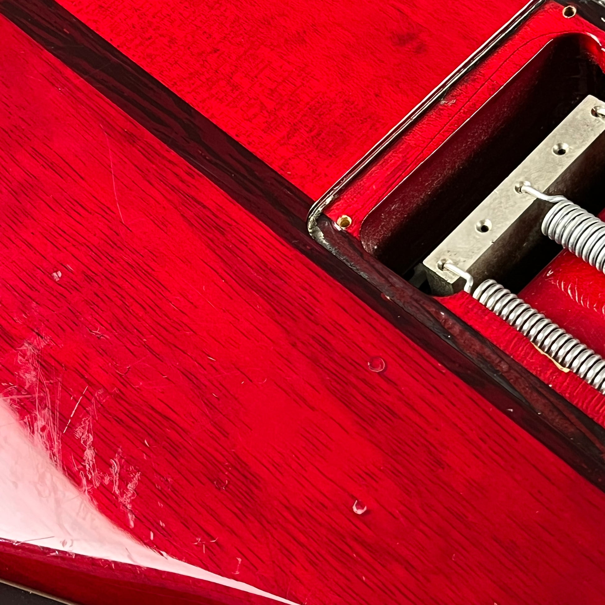 B.C. Rich Mockingbird ST Transparent Red