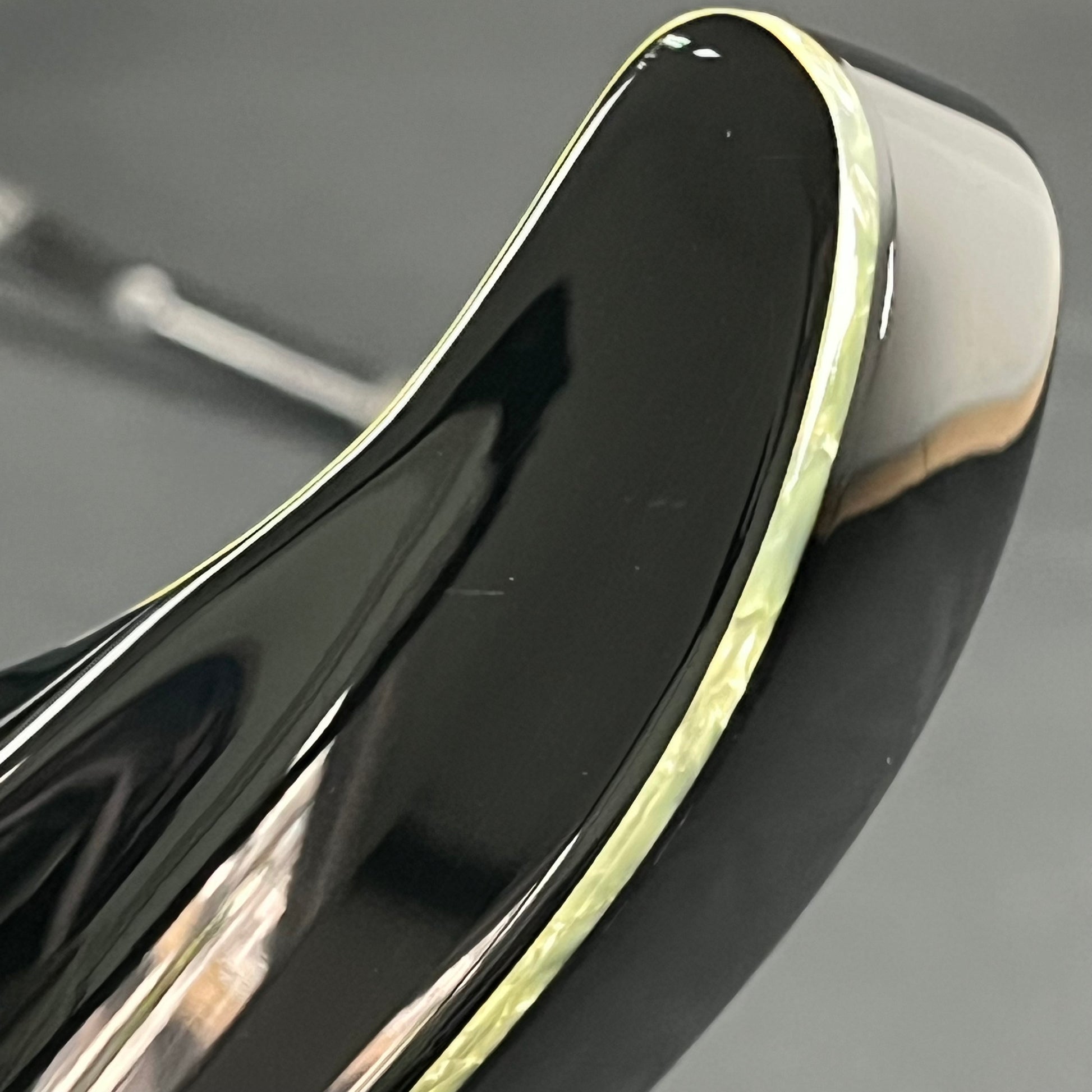 EDWARDS KL-170 Kiko Loureiro