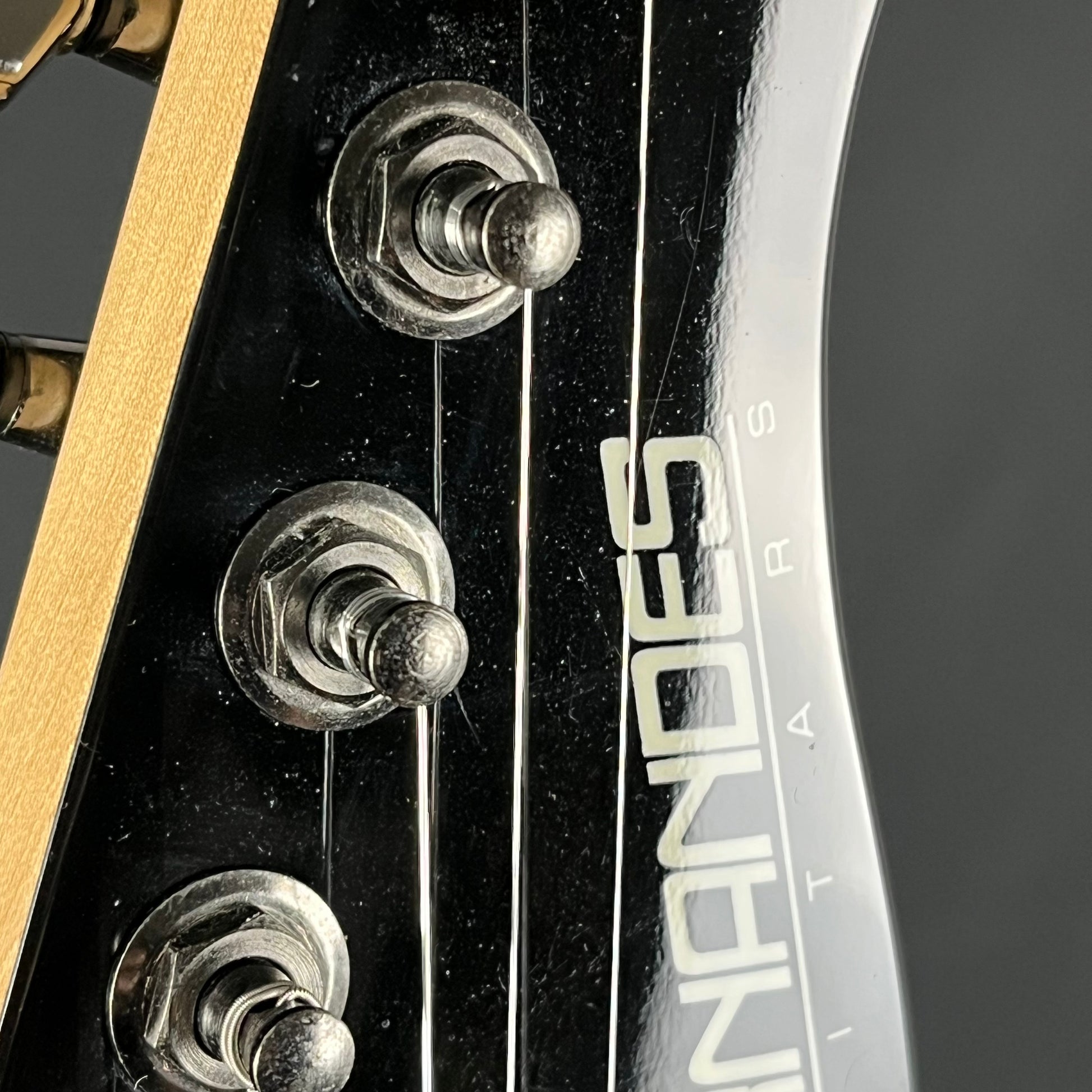 Fernandes FR-40