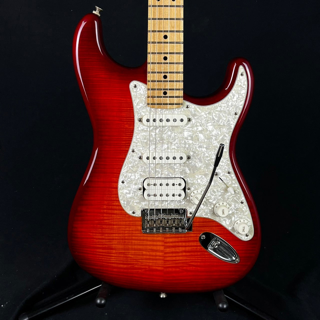 Fender Player Plus Top Stratocaster