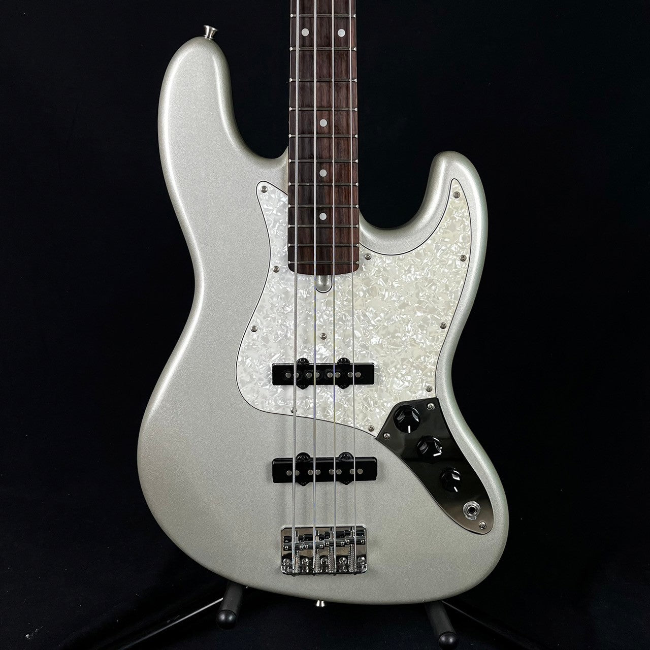 Bacchus Jazz Bass BJB-1R