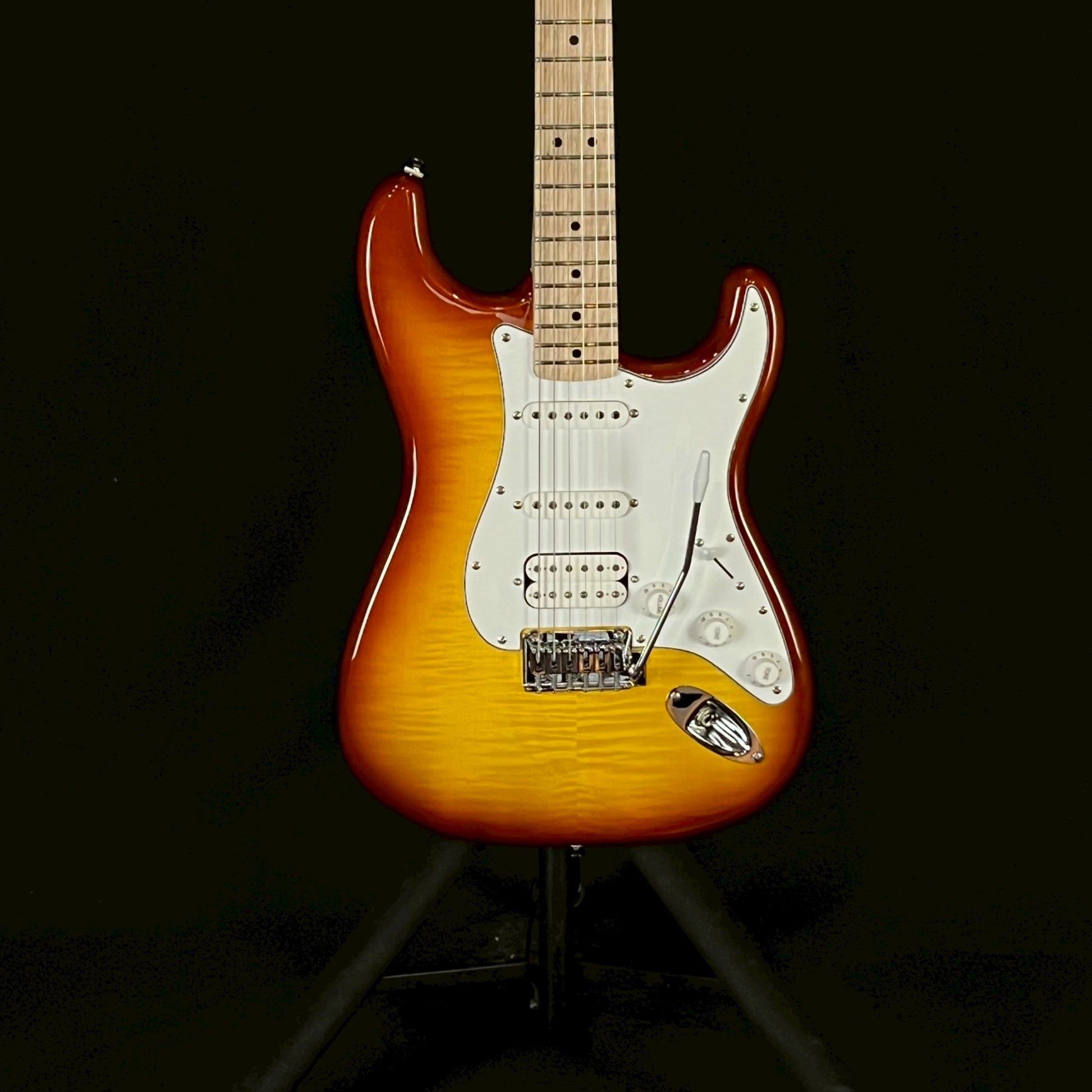 Squier Affinity Stratocaster FMT HSS