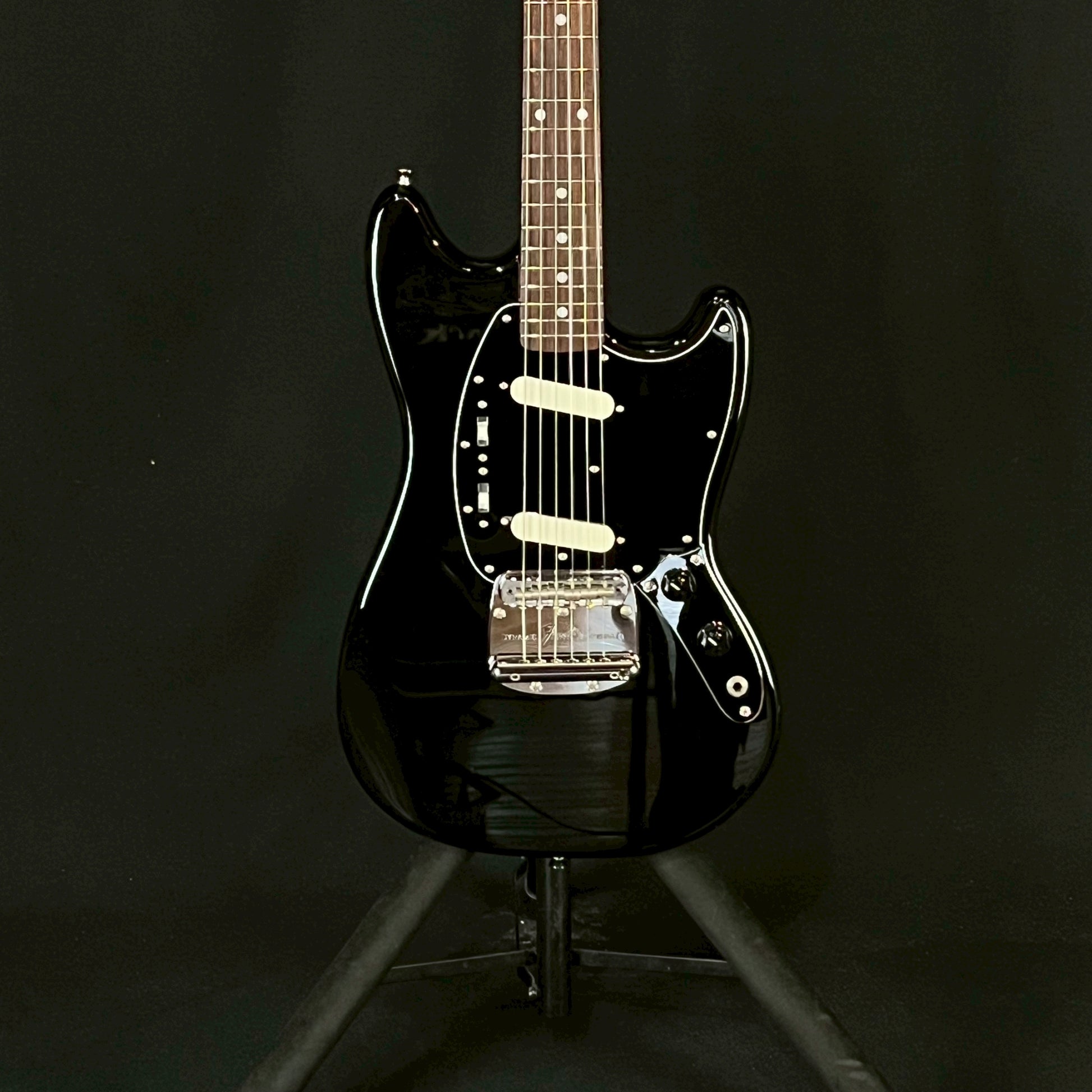 Fender Japan Mustang MG69 BLK RW