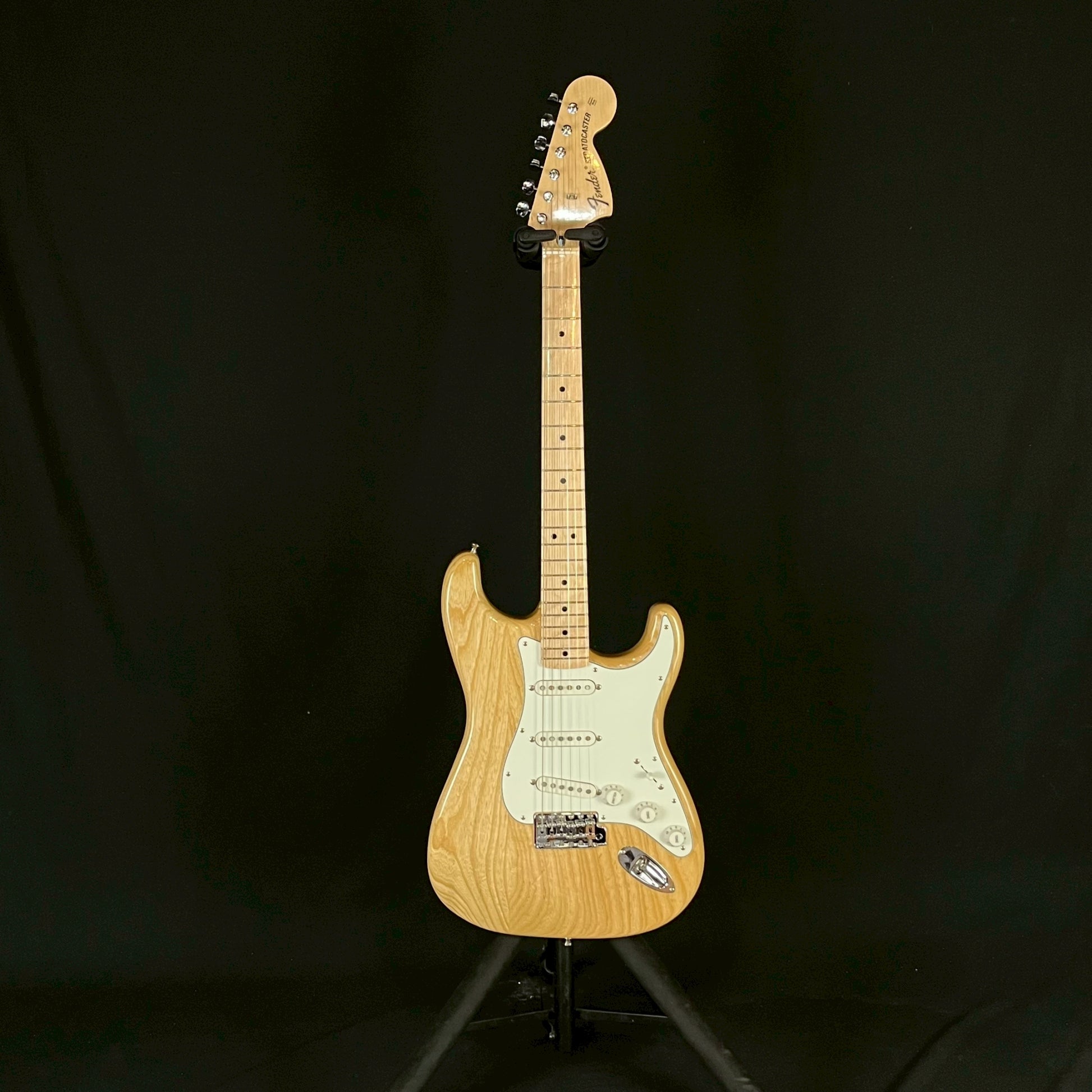 Fender Japan Traditional ll 70s Stratocaster