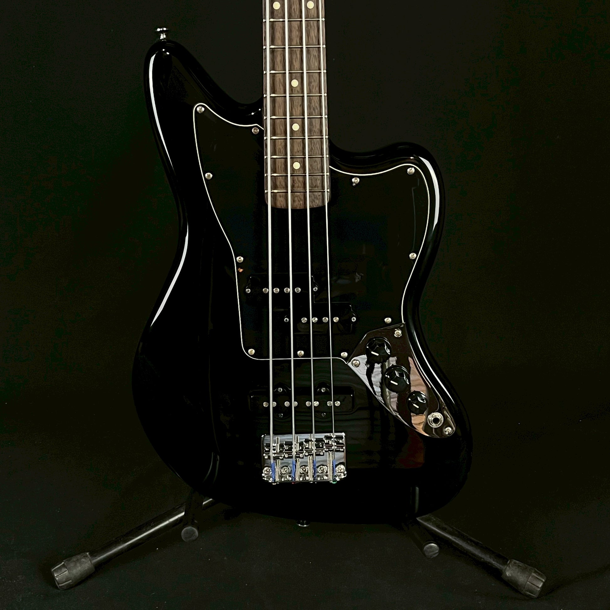 Squier Jaguar Bass
