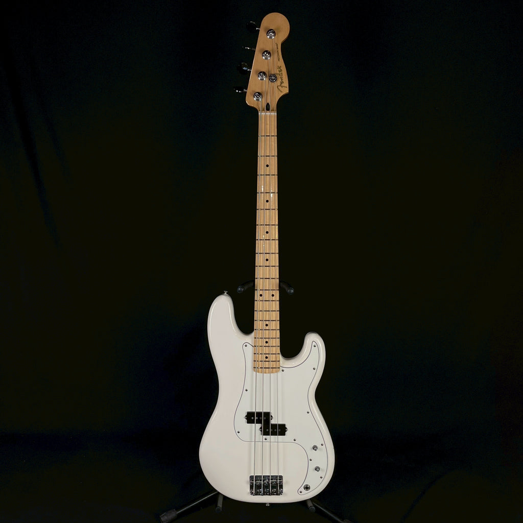 Fender Player Precision Bass