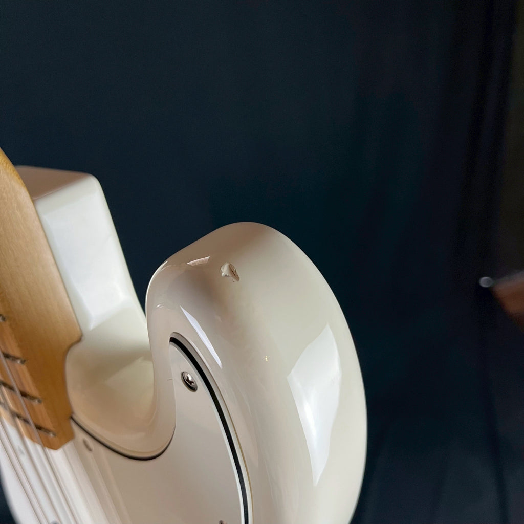 Fender Player Precision Bass