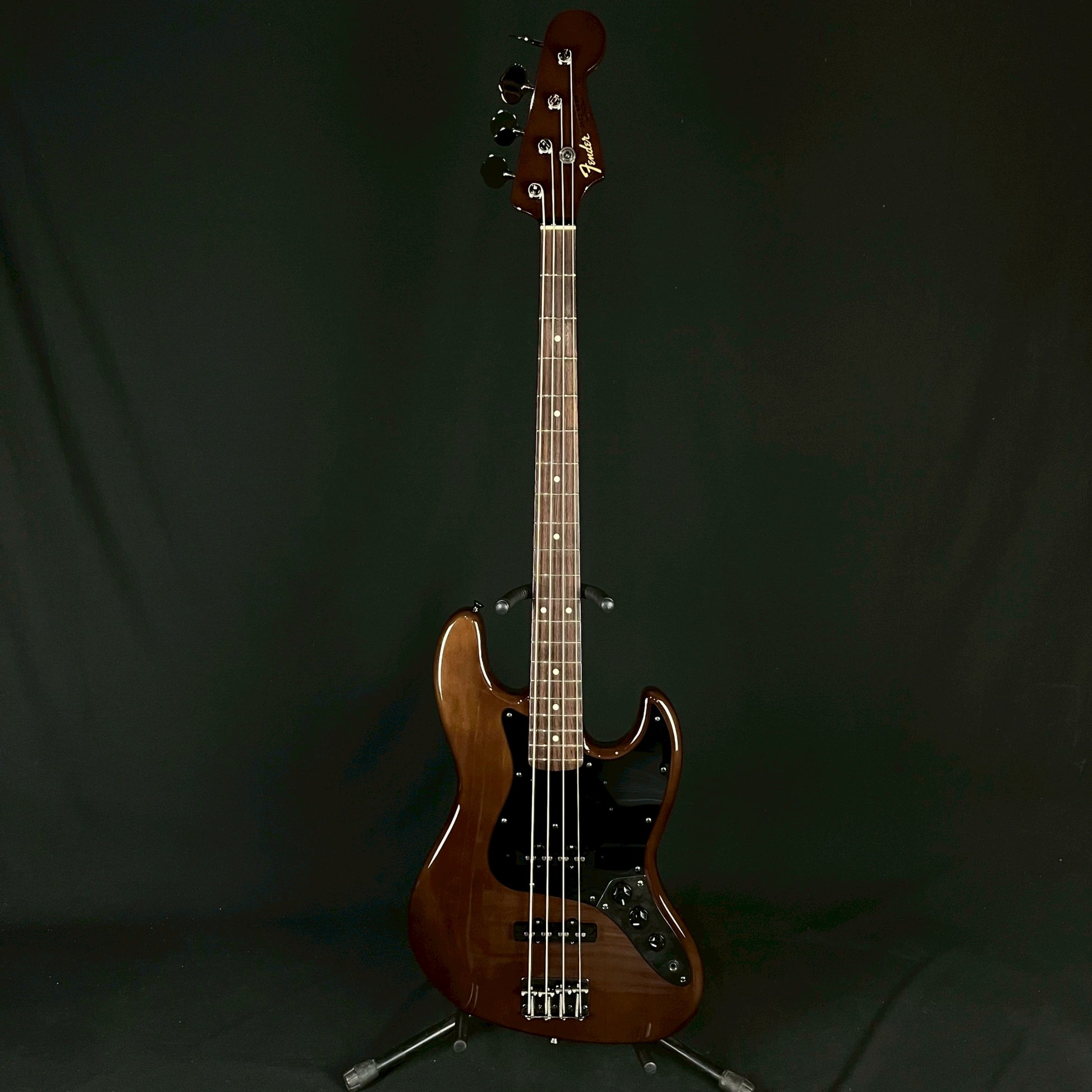 Fender Japan Traditional 60s Jazz Bass Walnut