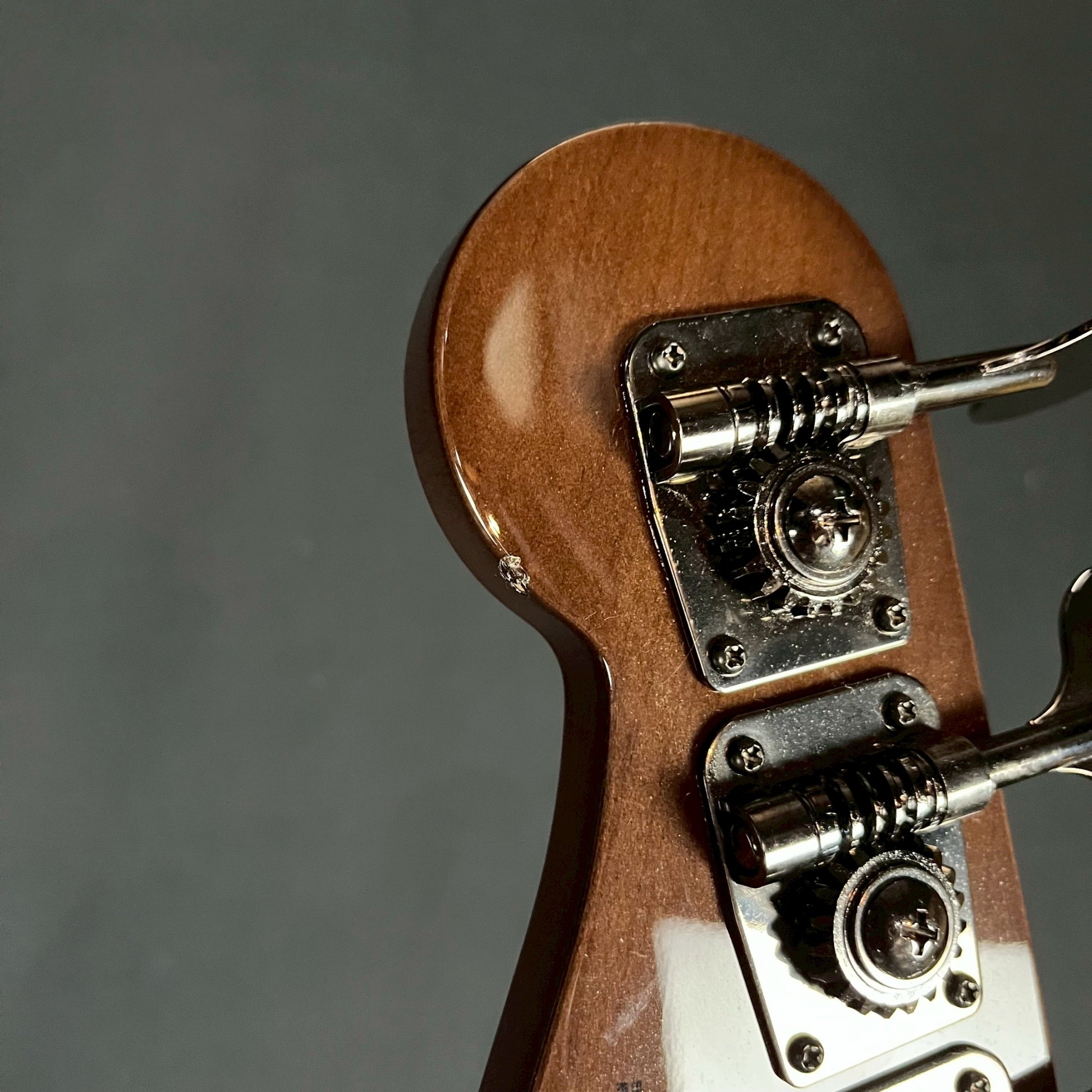 Fender Japan Traditional 60s Jazz Bass Walnut