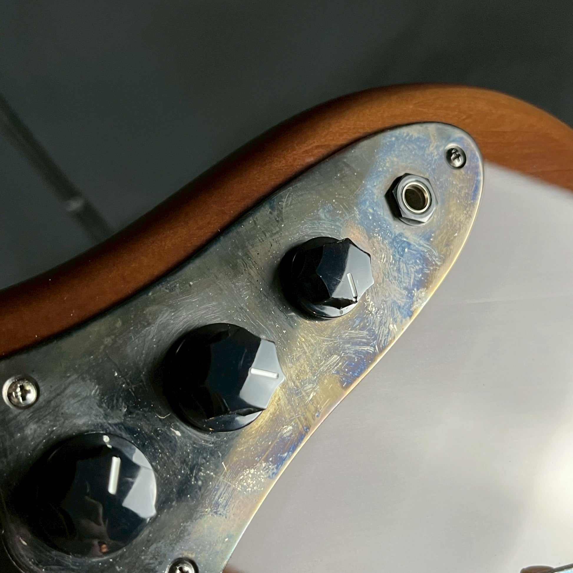 Fender Japan Traditional 60s Jazz Bass Walnut