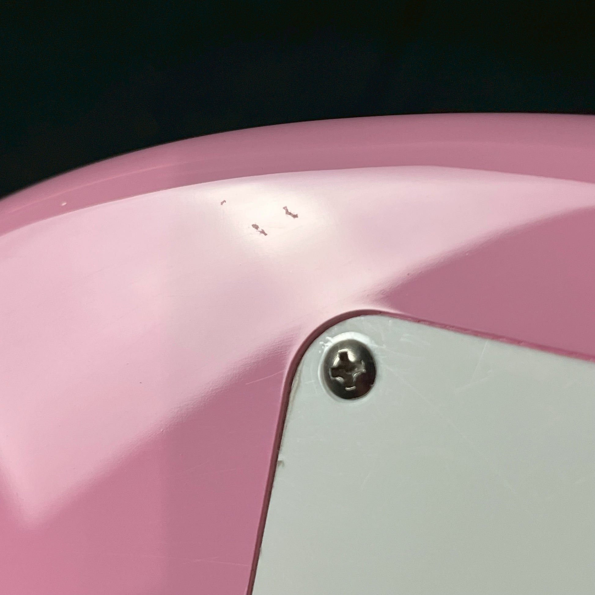 Squier Limited Edition Hello Kitty Stratocaster