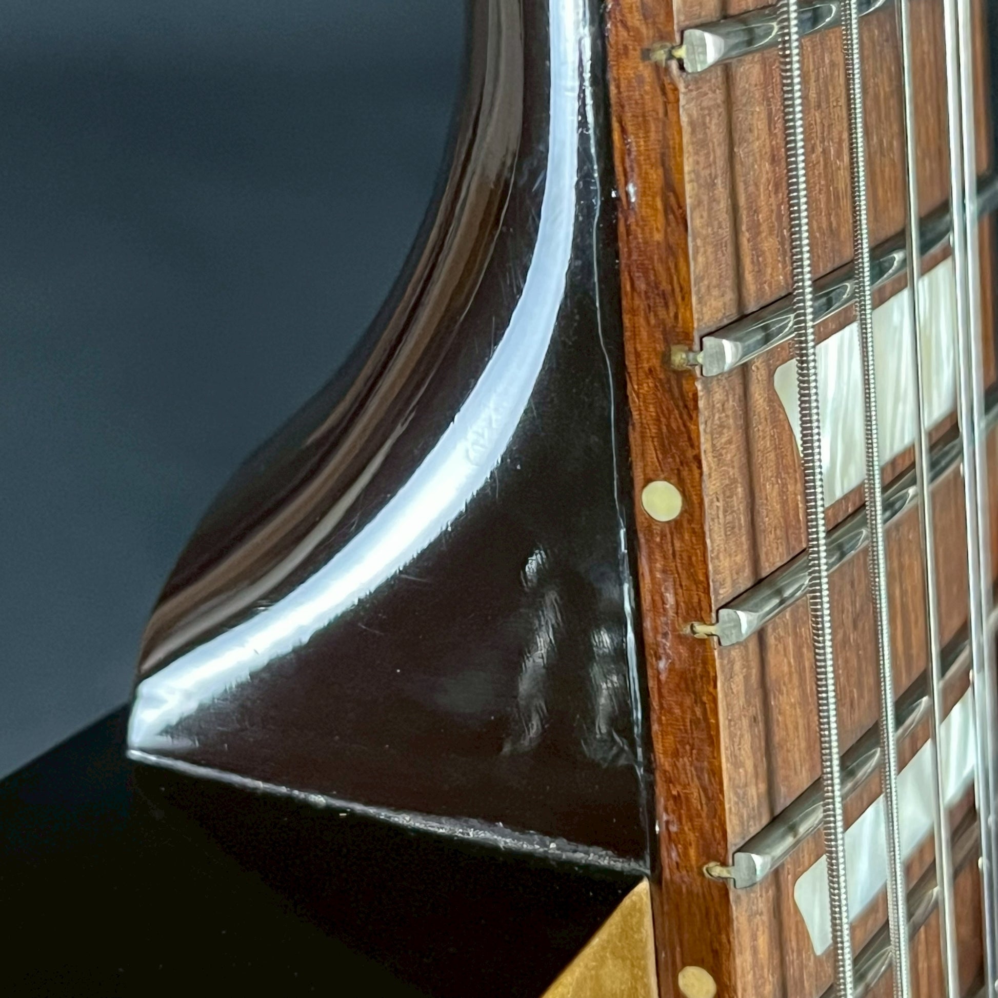 Gibson Les Paul Studio Gold Top 2013 Model