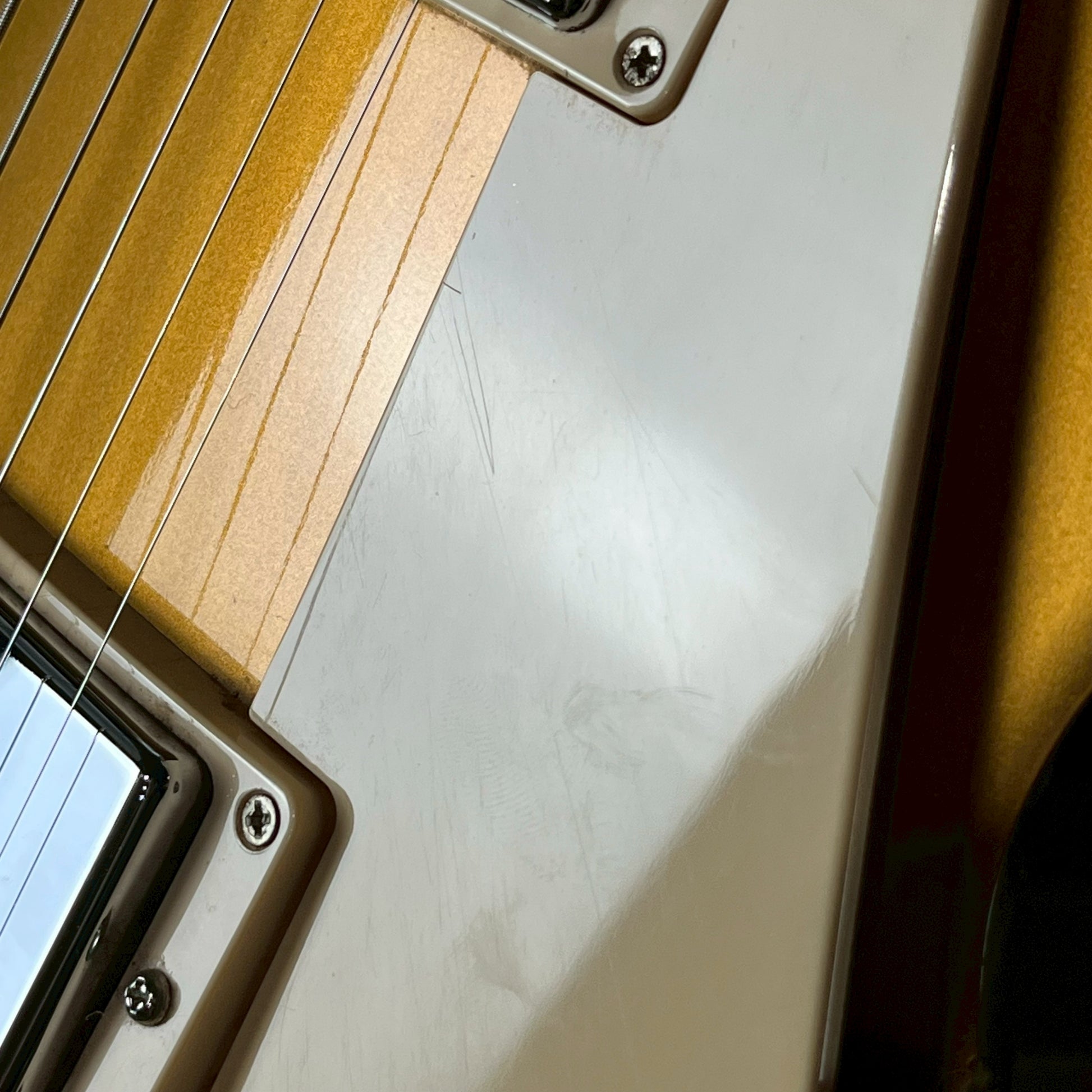 Gibson Les Paul Studio Gold Top 2013 Model