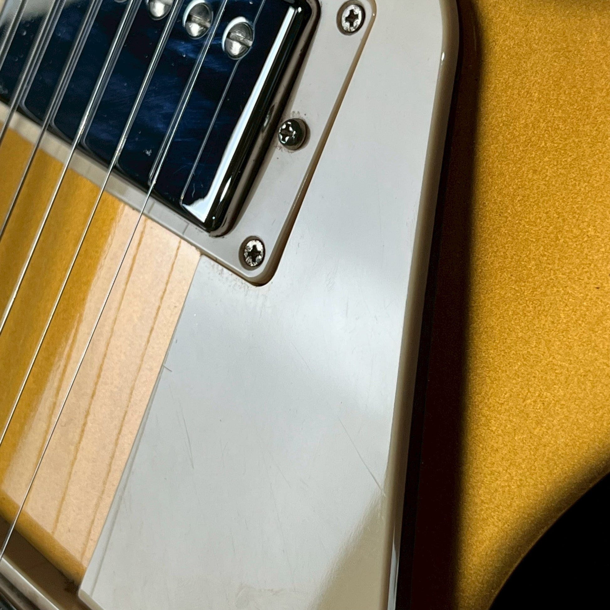 Gibson Les Paul Studio Gold Top 2013 Model