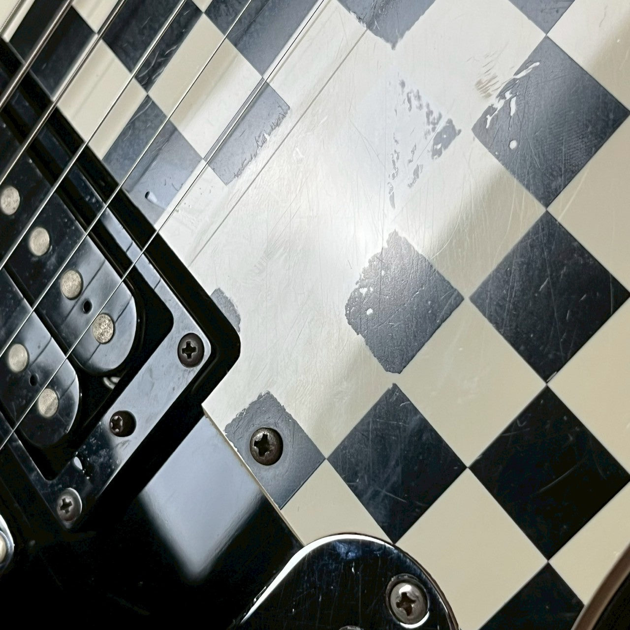 Squier Telecaster Avril Lavigne