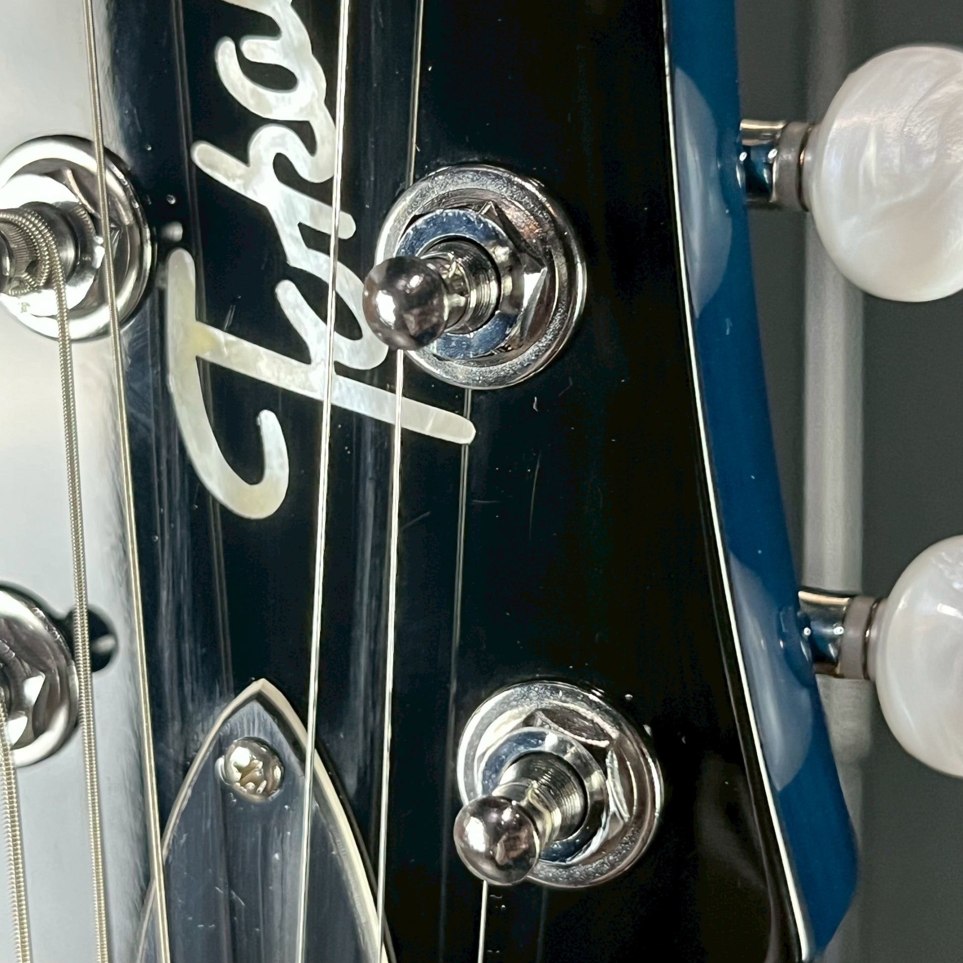 Tokai LG68Q