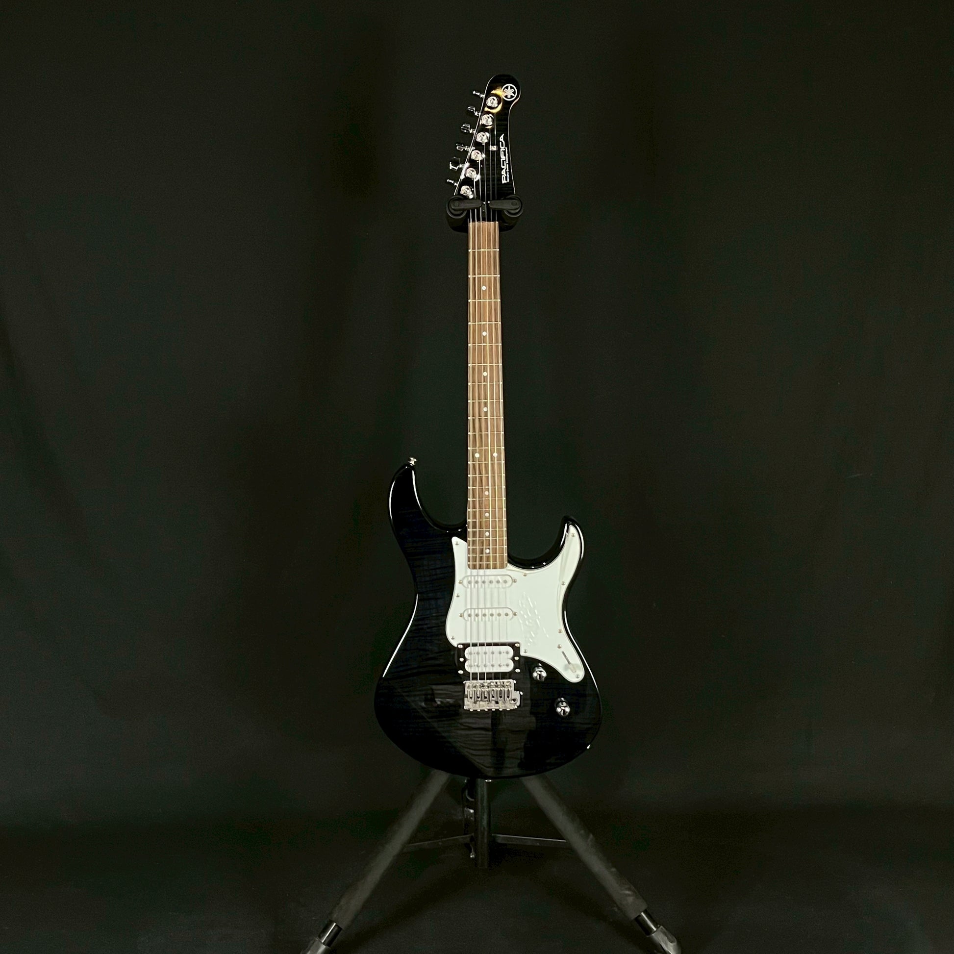 YAMAHA PAC212VFM