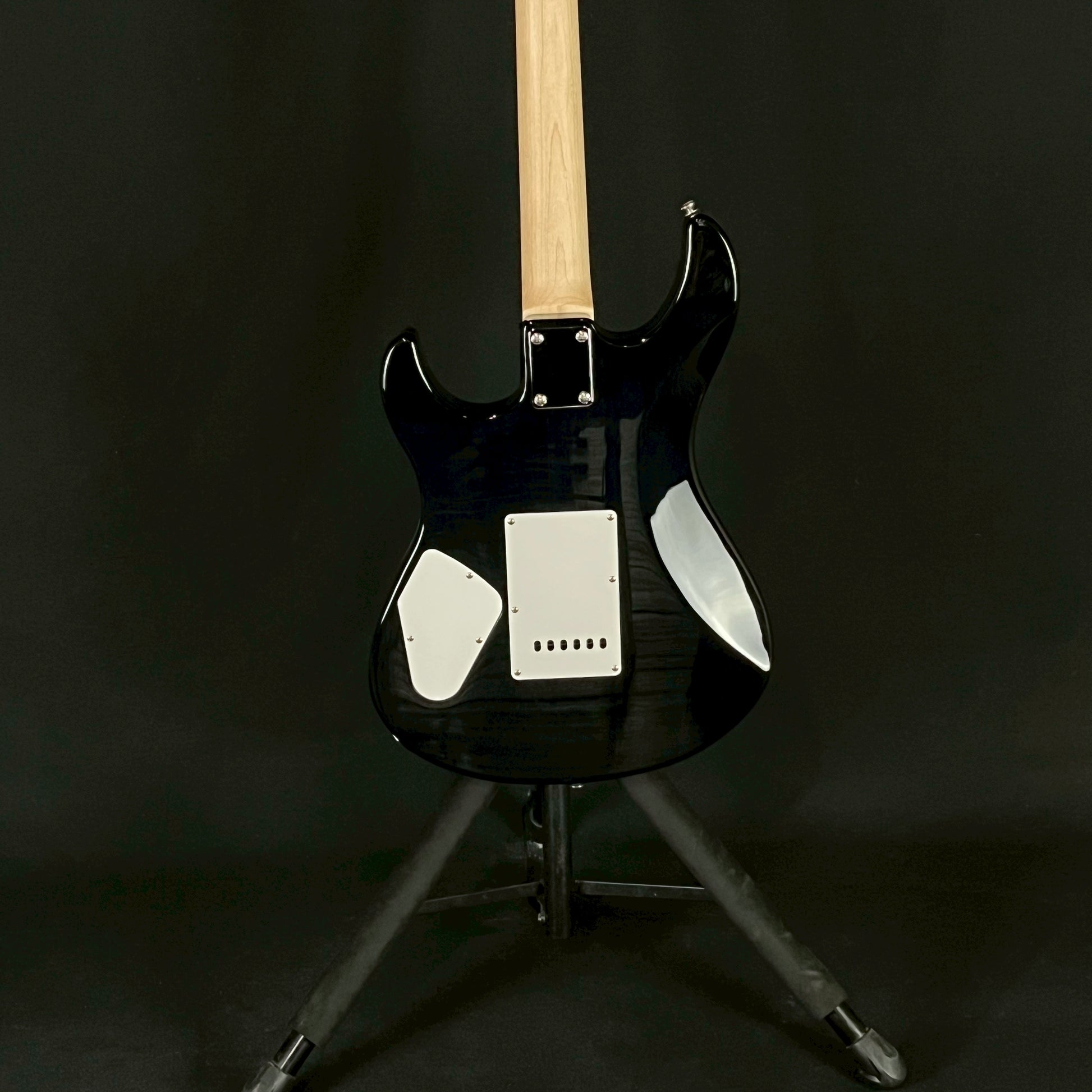 YAMAHA PAC212VFM