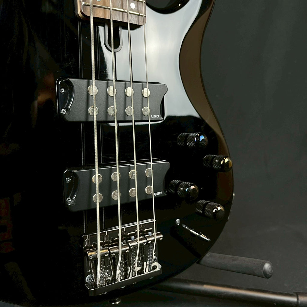 YAMAHA TRBX304 Bass