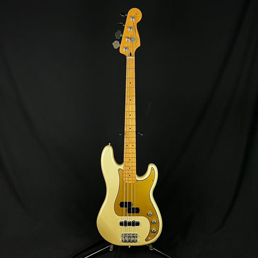 Fender Deluxe Active Precision Bass Special