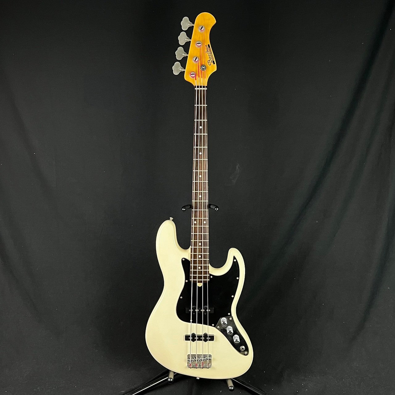 Bacchus Universe Series Jazz Bass