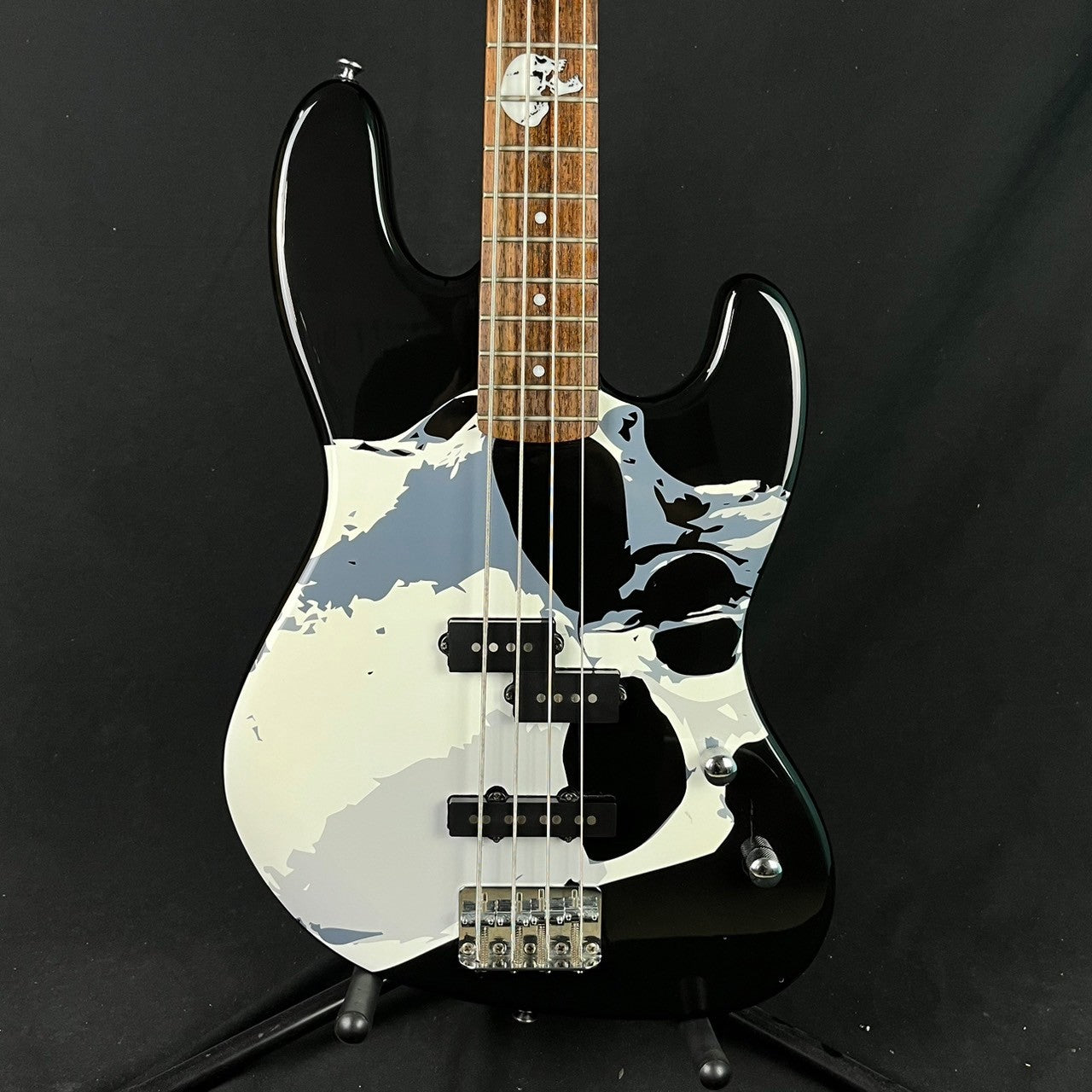 Squier Frank BellO ジャズベース | UNISOUND BANGKOK エレキギター、セカンドハンドギター、セカンドハンドベース 、サイアムスクエア