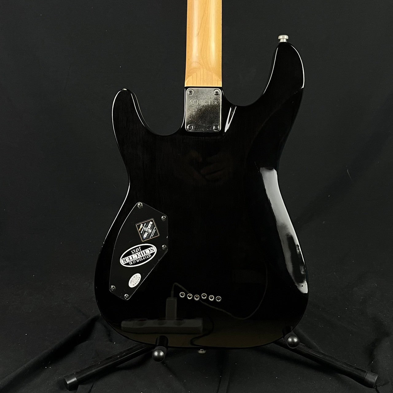 Schecter Omen Extreme-6