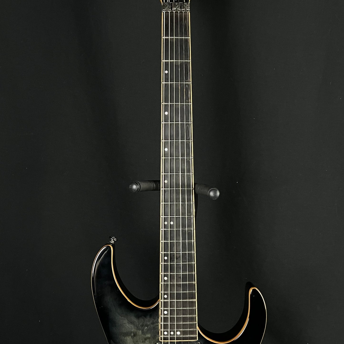 Schecter Banshee-6 Floyd Rose Passive