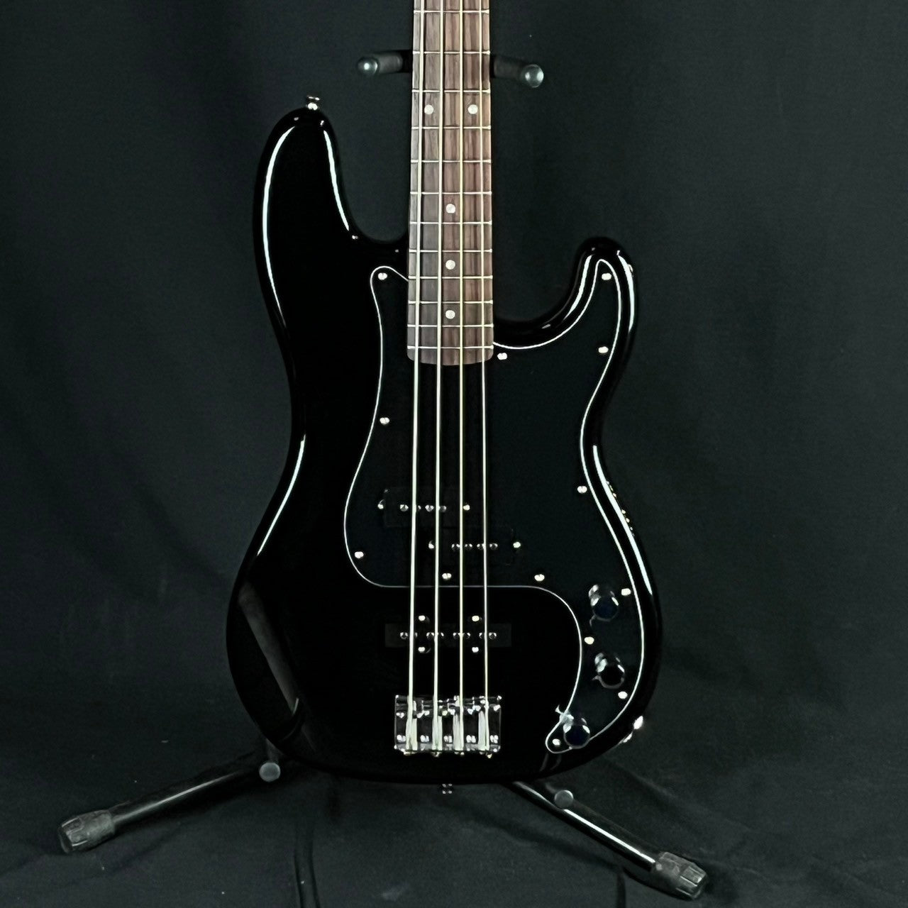 Squier Affinity Precision Bass