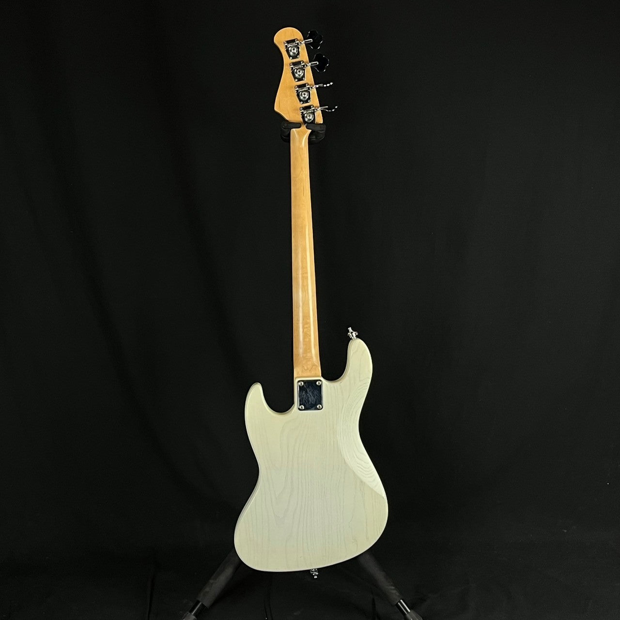 Bacchus YJM-600R-ASH Bass