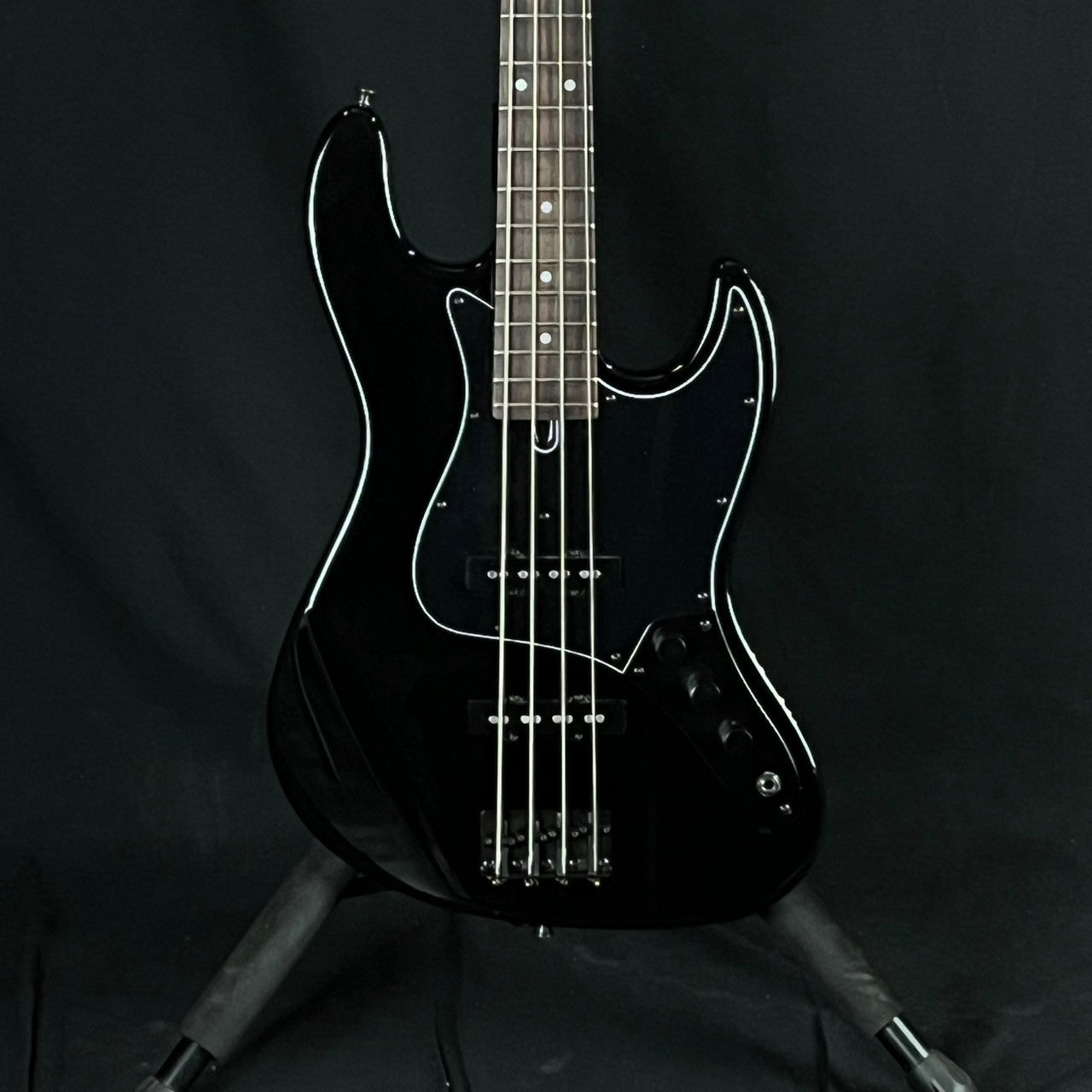 Bacchus Universe Series Jazz Bass