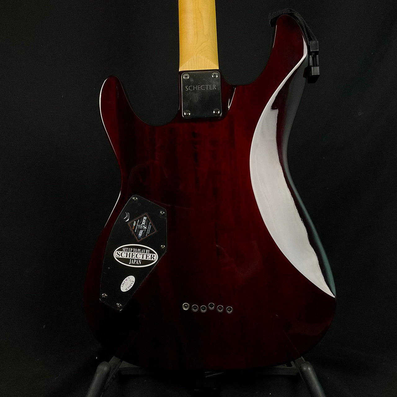 Schecter Omen Extreme 6