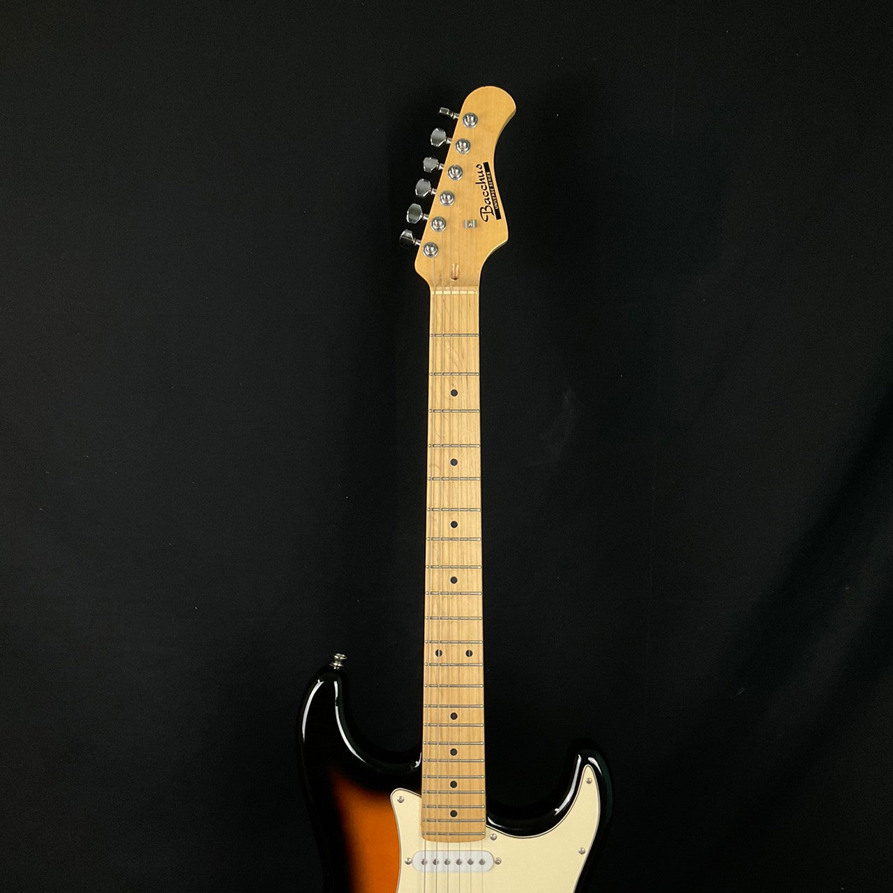 Bacchus Stratocaster 3TS-MN