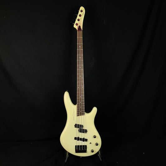 YAMAHA MOTION B Bass