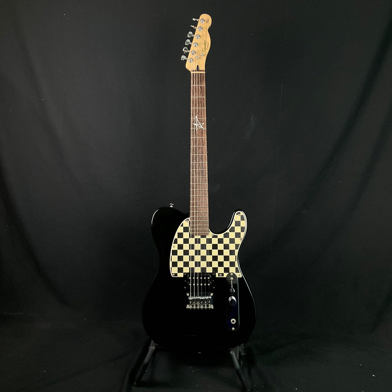 Squier Telecaster Avril Lavigne