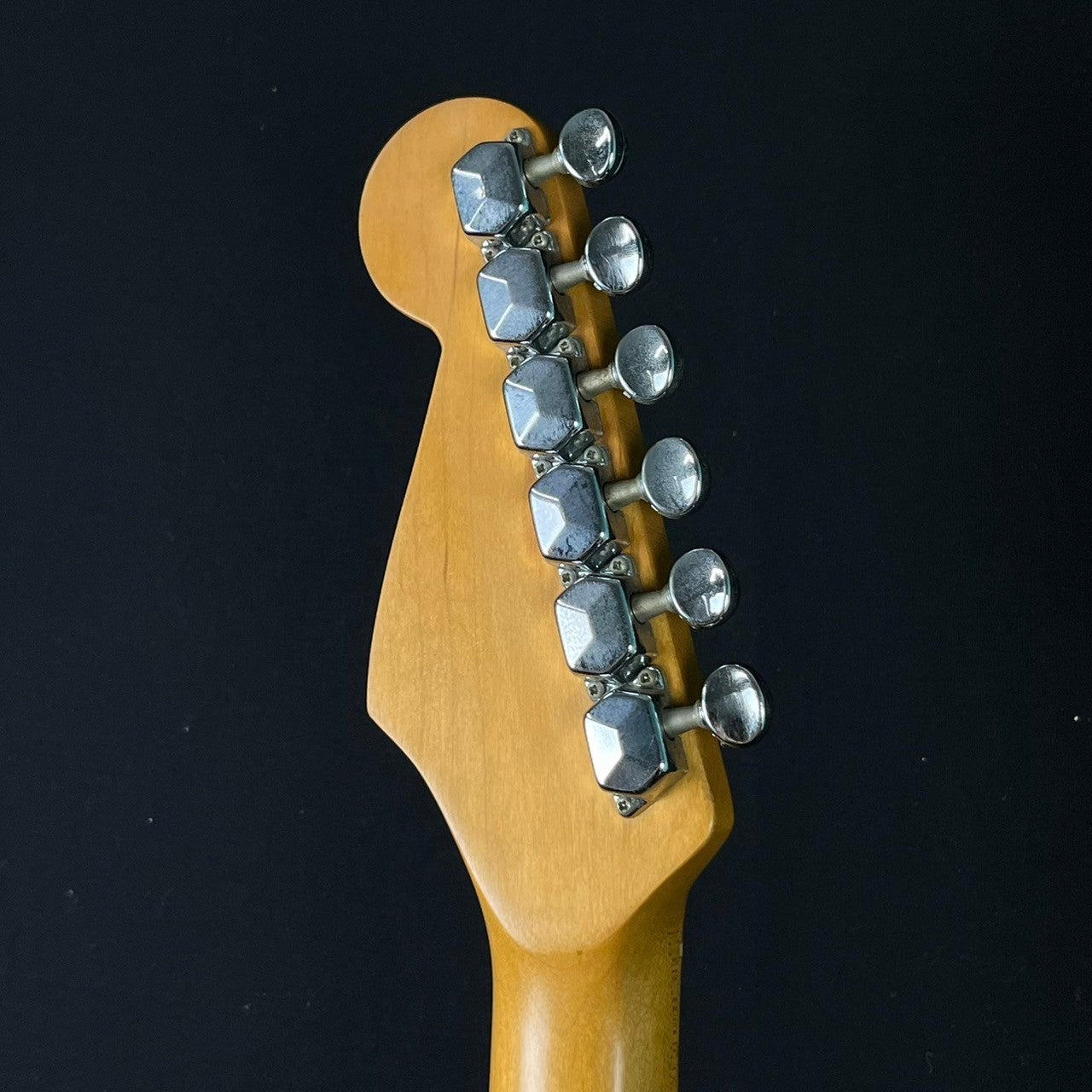 Fender Mexico Stratocaster Squier シリーズ | UNISOUND BANGKOK エレキギター、中古ギター、中古ベース、サイアム  スクエア