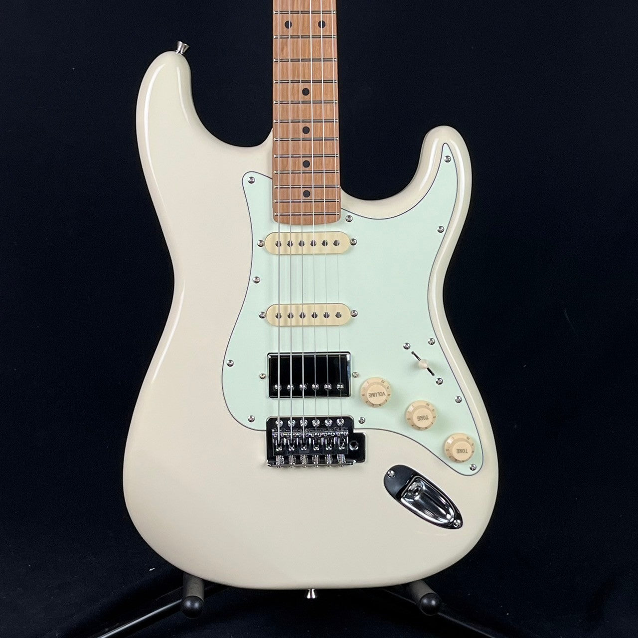 Bacchus Universe Series Stratocaster