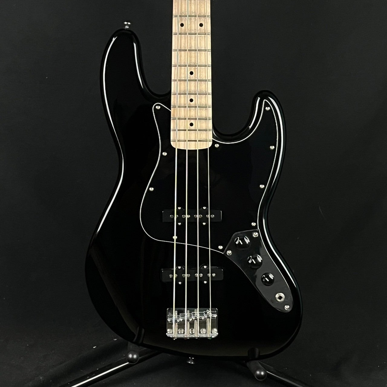 Squier Affinity Jazz Bass BLK MN