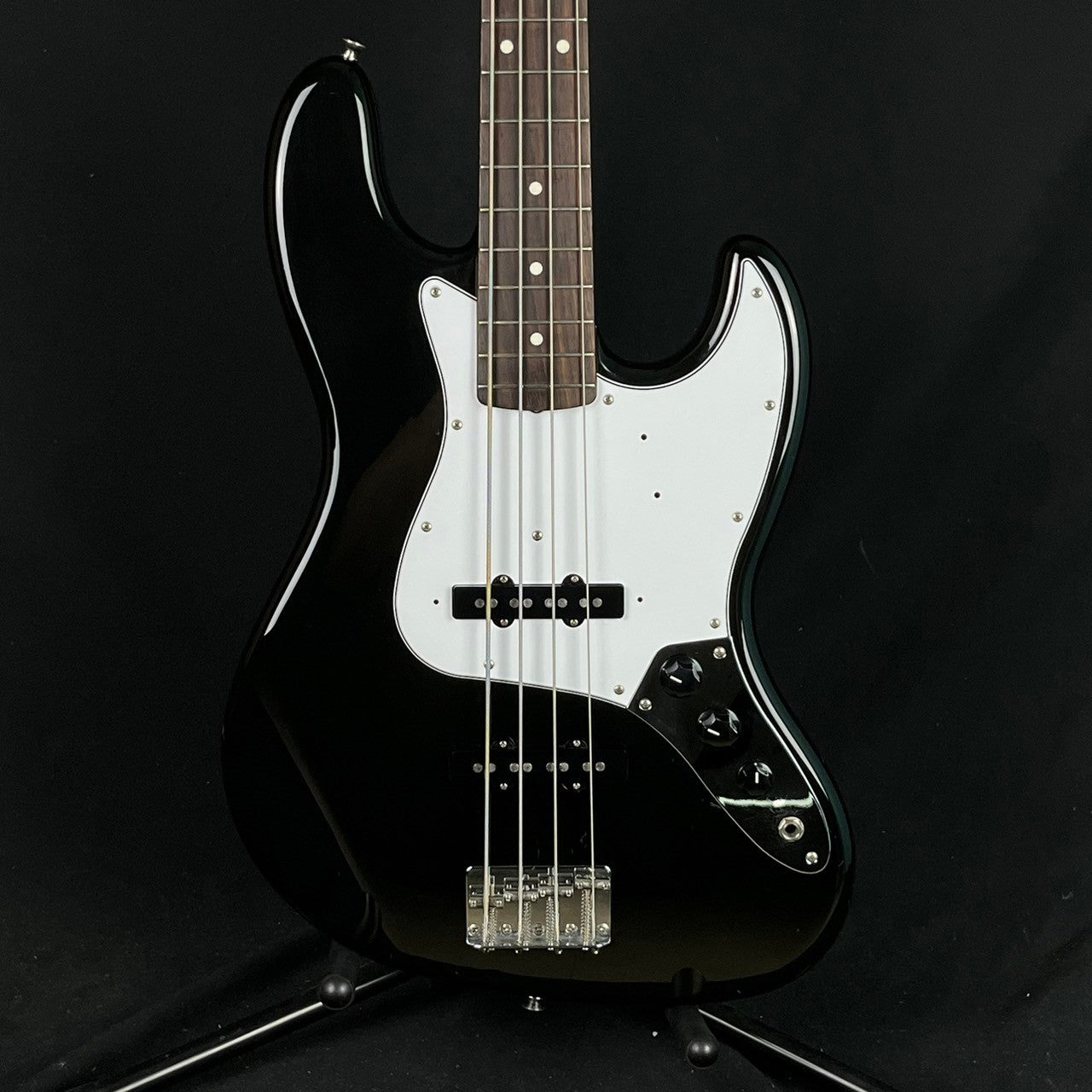 Fender Japan Standard Jazz Bass