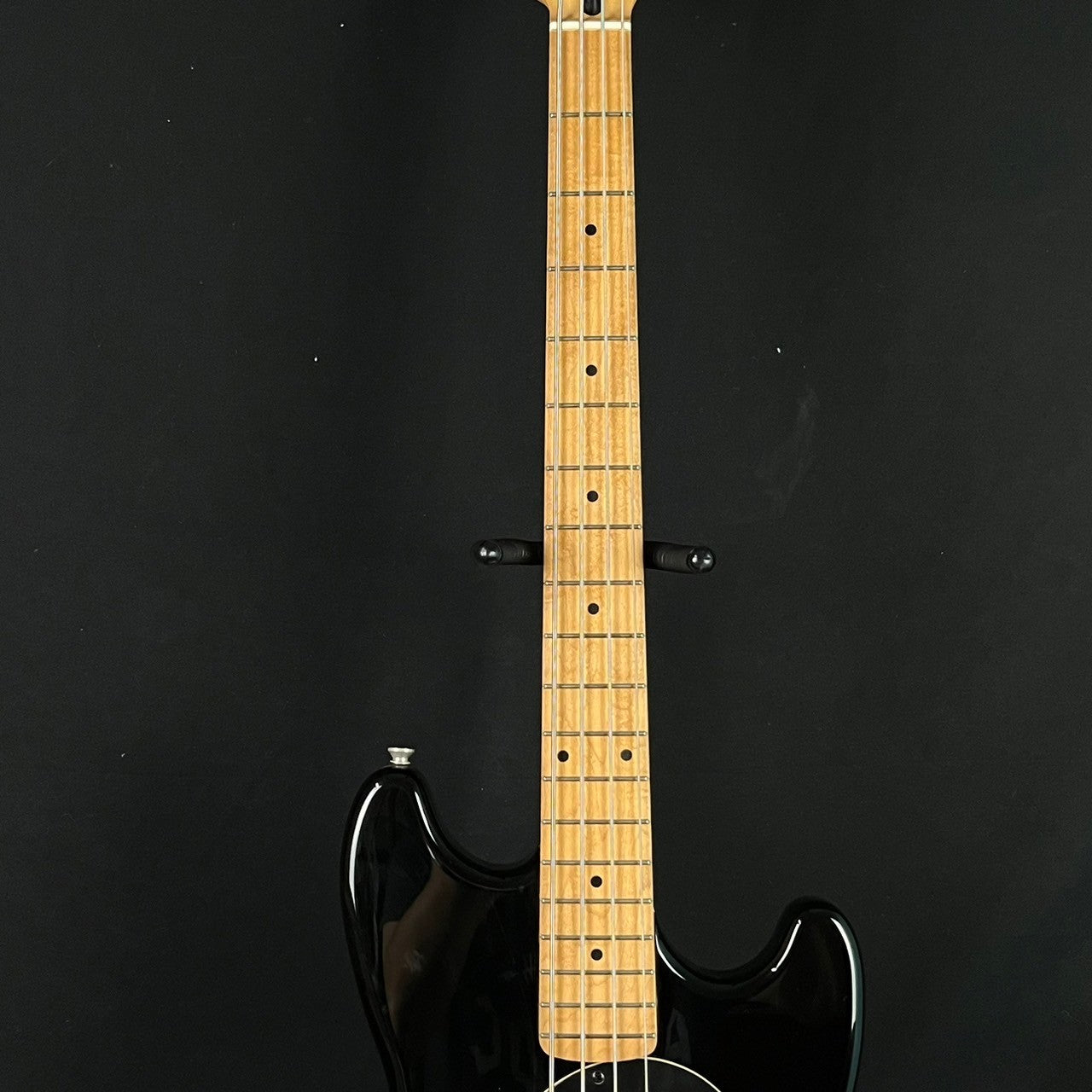 Squier Badtz-Maru Bronco Bass