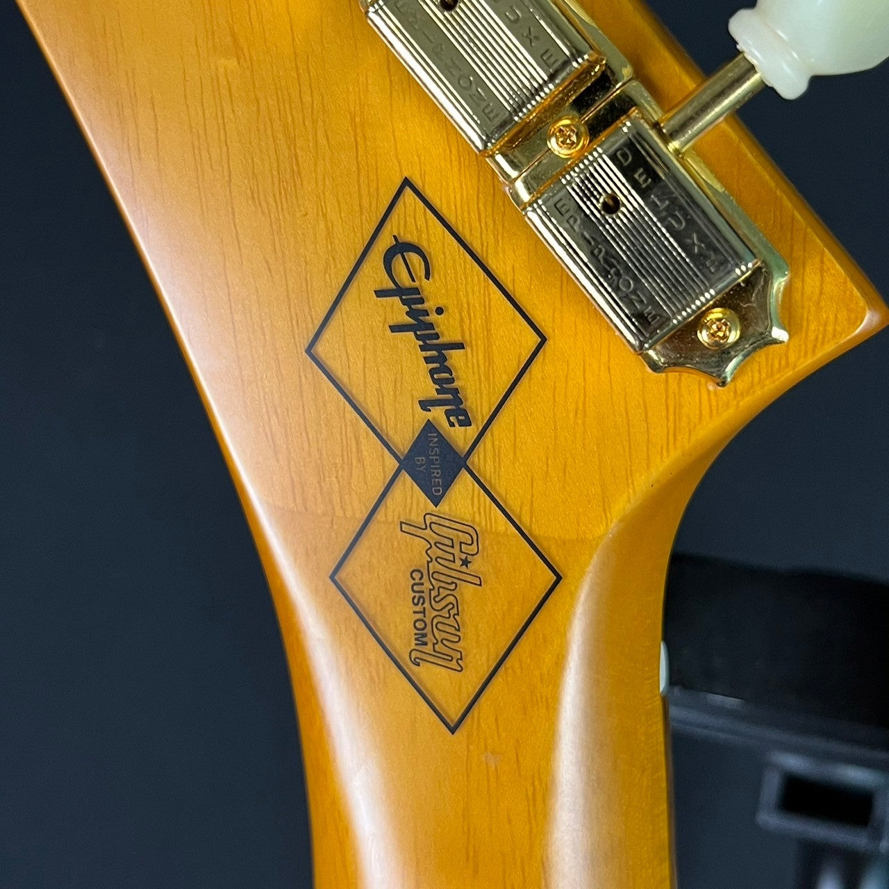 Epiphone 1958 Korina Explorer