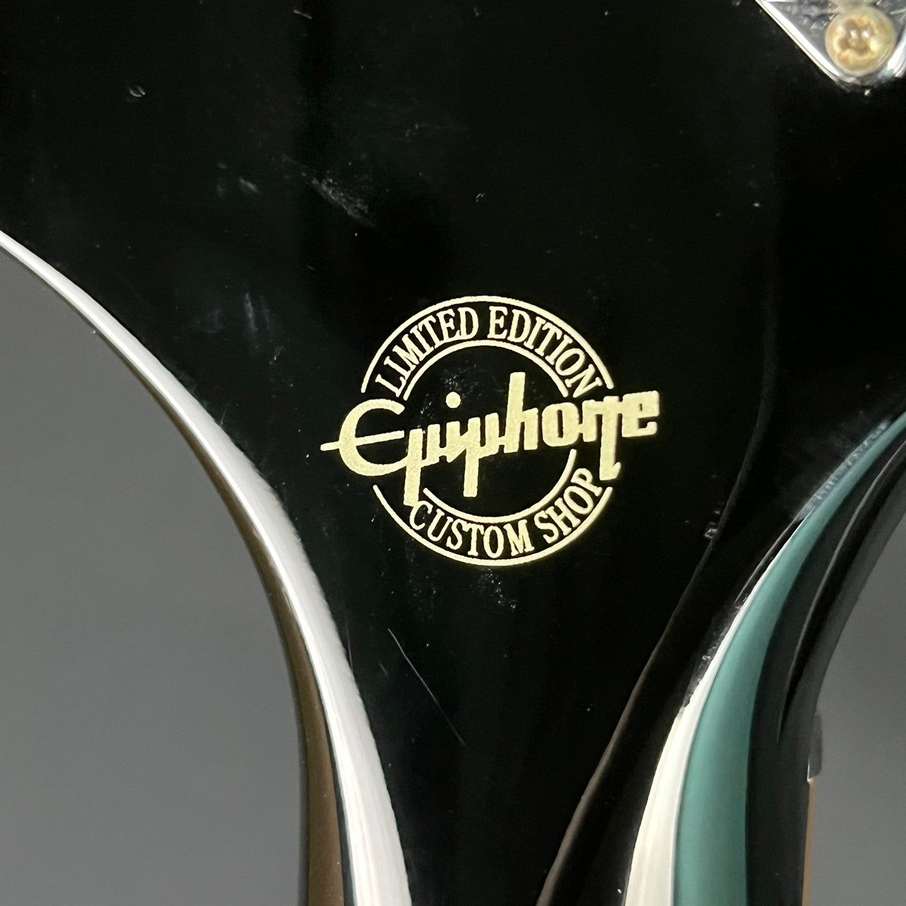 Epiphone Limited Edition Custom Thunderbird Bass