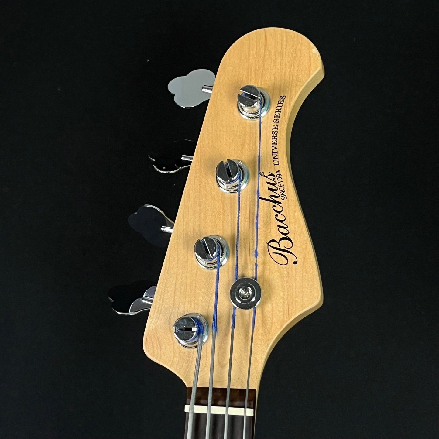 Bacchus BJB-1R Jazz Bass Fretless