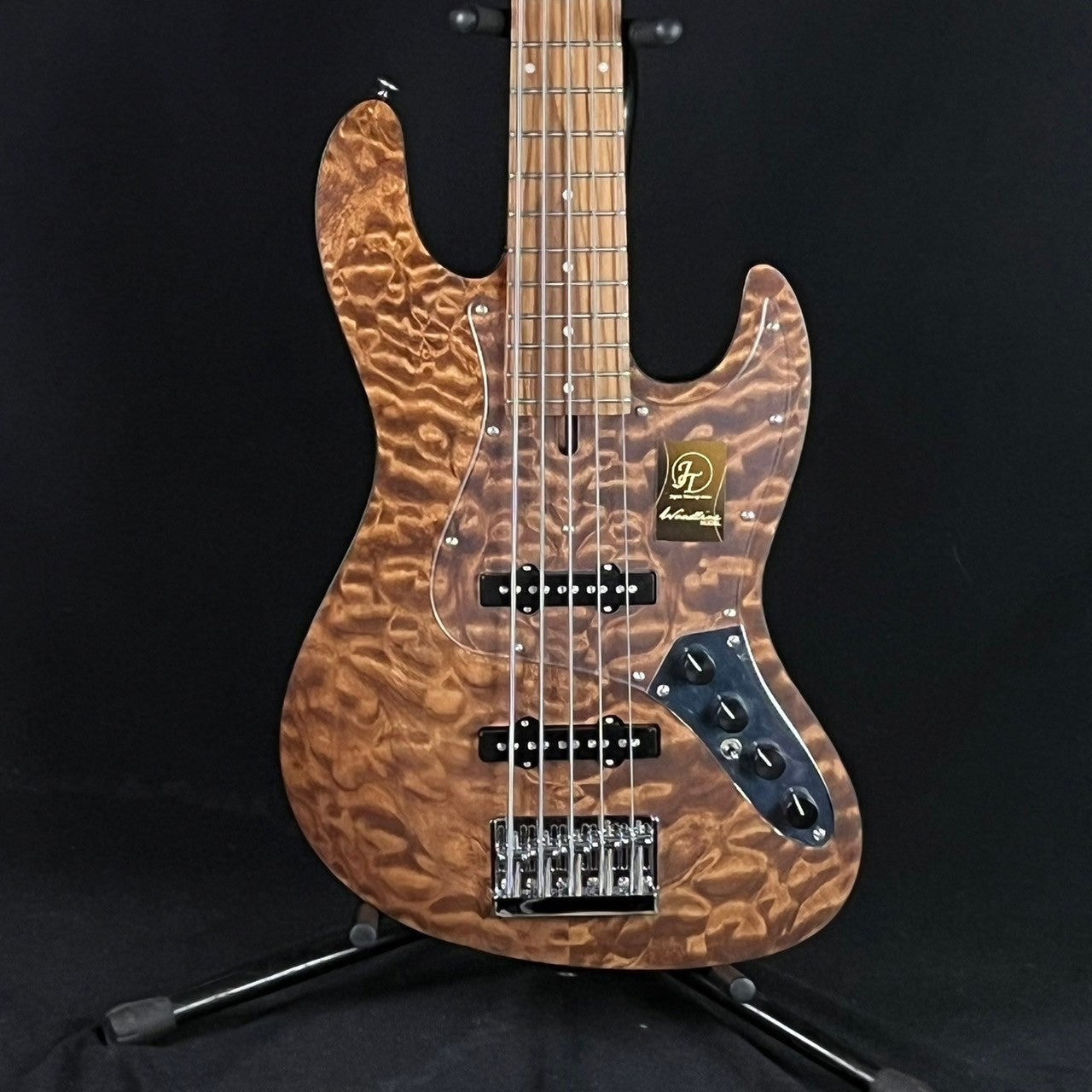 Bacchus WL5-QM-AC Bass