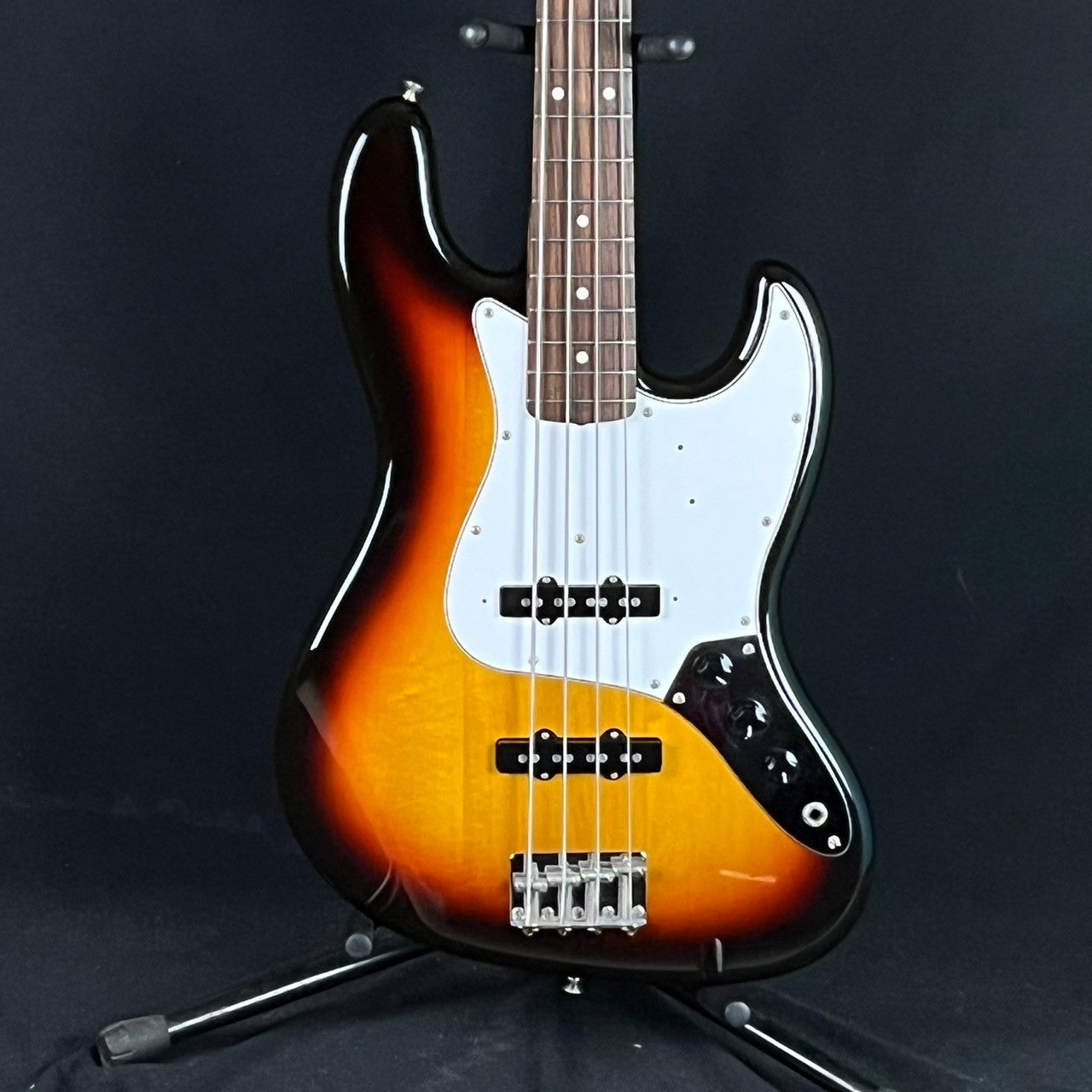 Fender Japan Standard Jazz Bass